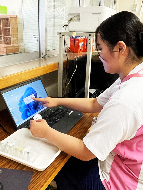 内服確認　与薬